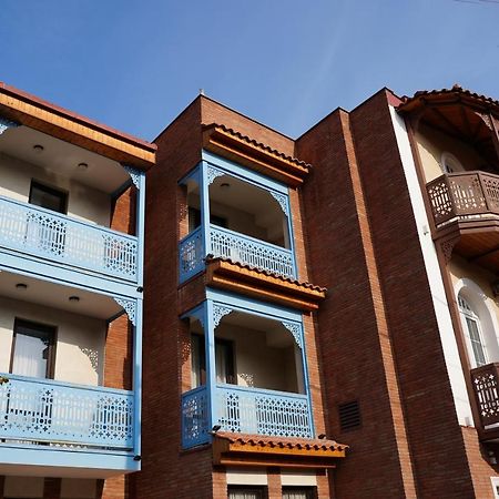 Hotel Embassy Tbilisi Luaran gambar