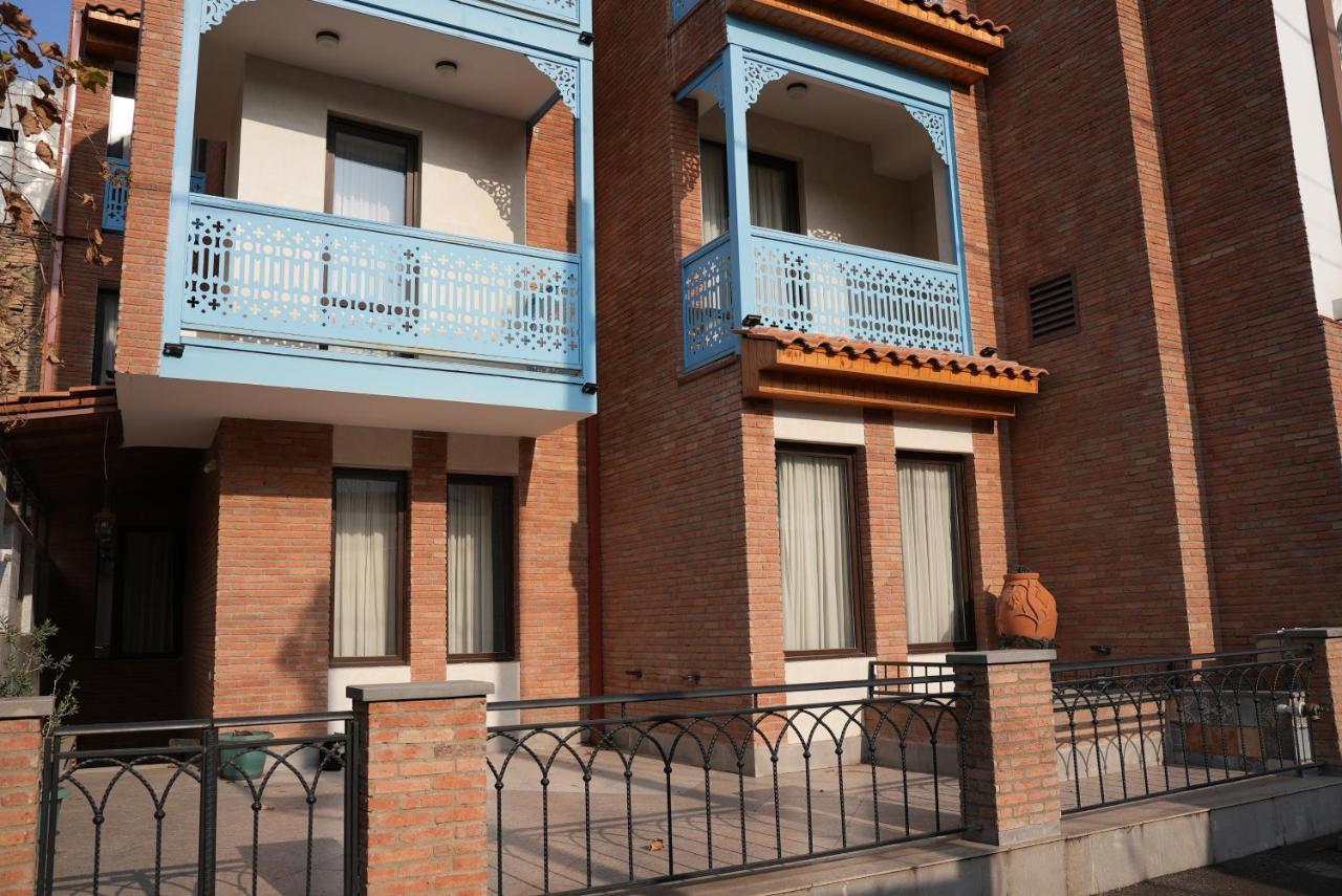 Hotel Embassy Tbilisi Luaran gambar