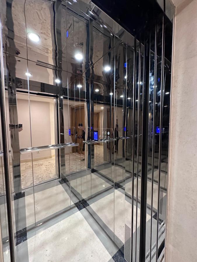 Hotel Embassy Tbilisi Luaran gambar