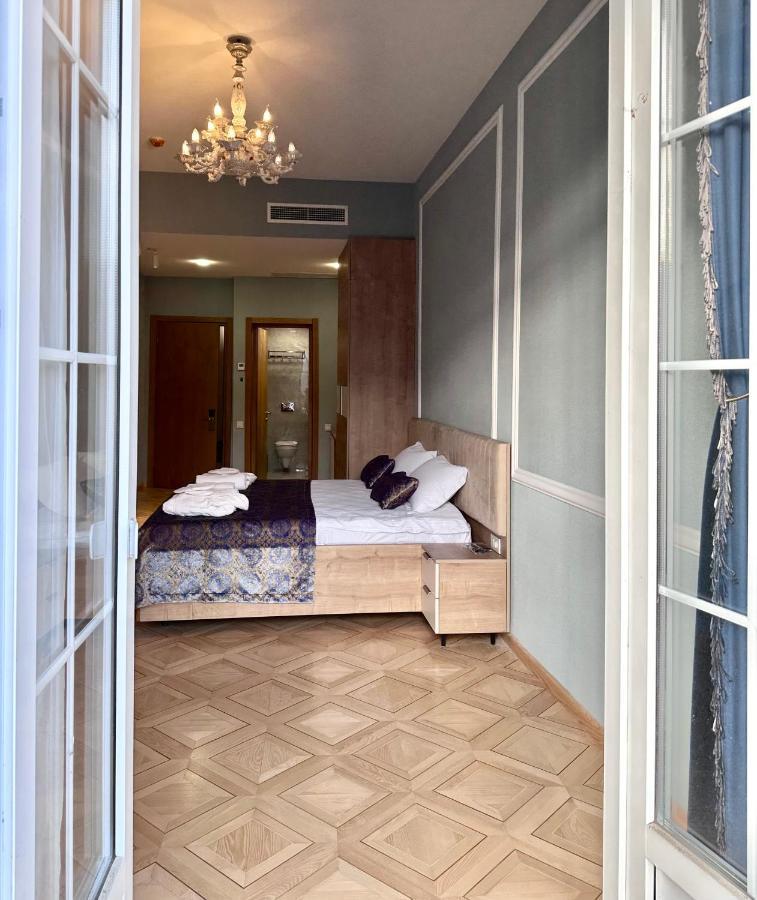 Hotel Embassy Tbilisi Luaran gambar