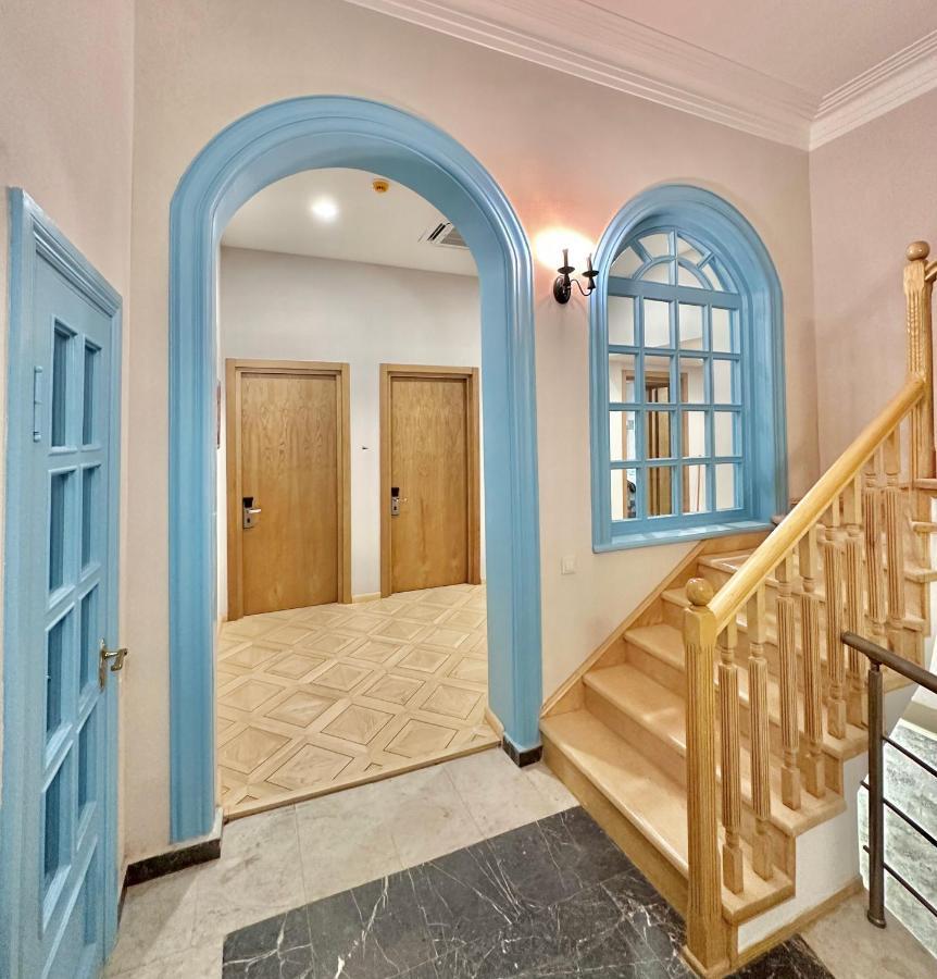 Hotel Embassy Tbilisi Luaran gambar