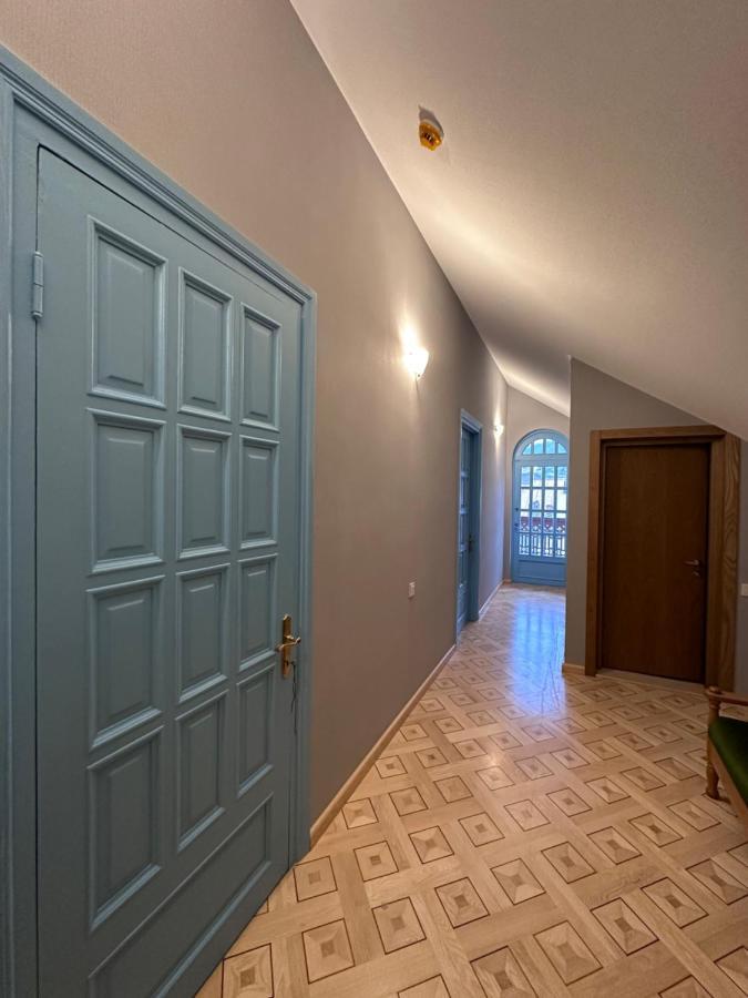 Hotel Embassy Tbilisi Luaran gambar