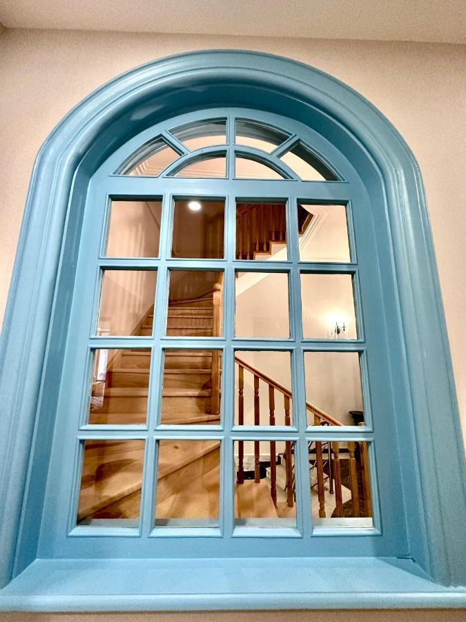 Hotel Embassy Tbilisi Luaran gambar