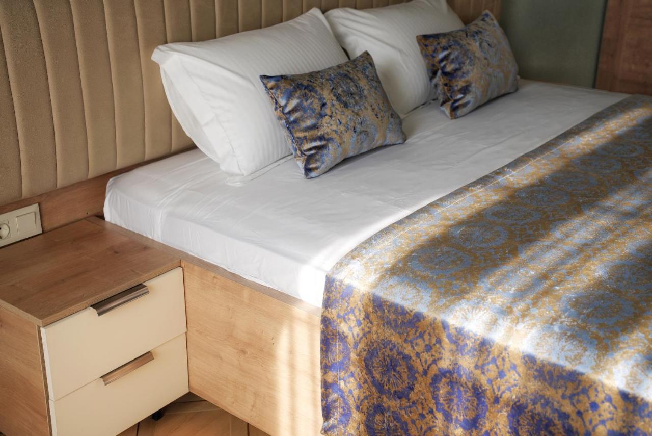 Hotel Embassy Tbilisi Luaran gambar