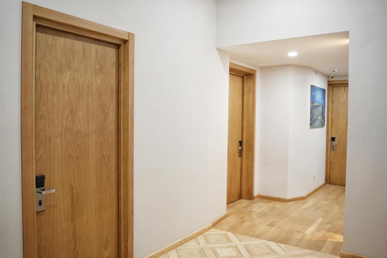 Hotel Embassy Tbilisi Luaran gambar