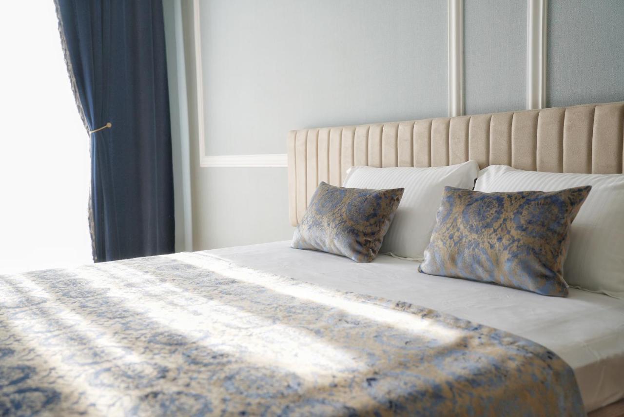 Hotel Embassy Tbilisi Luaran gambar
