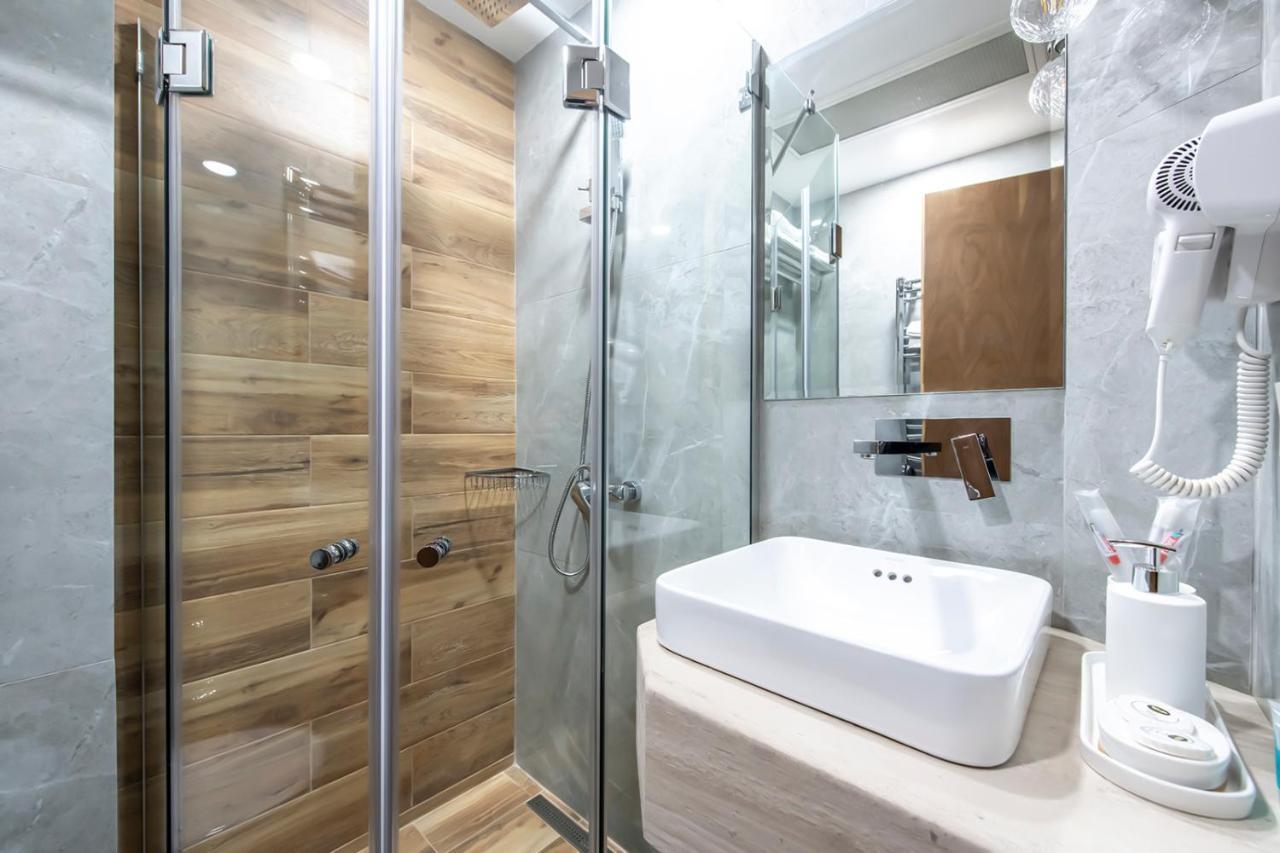 Hotel Embassy Tbilisi Luaran gambar