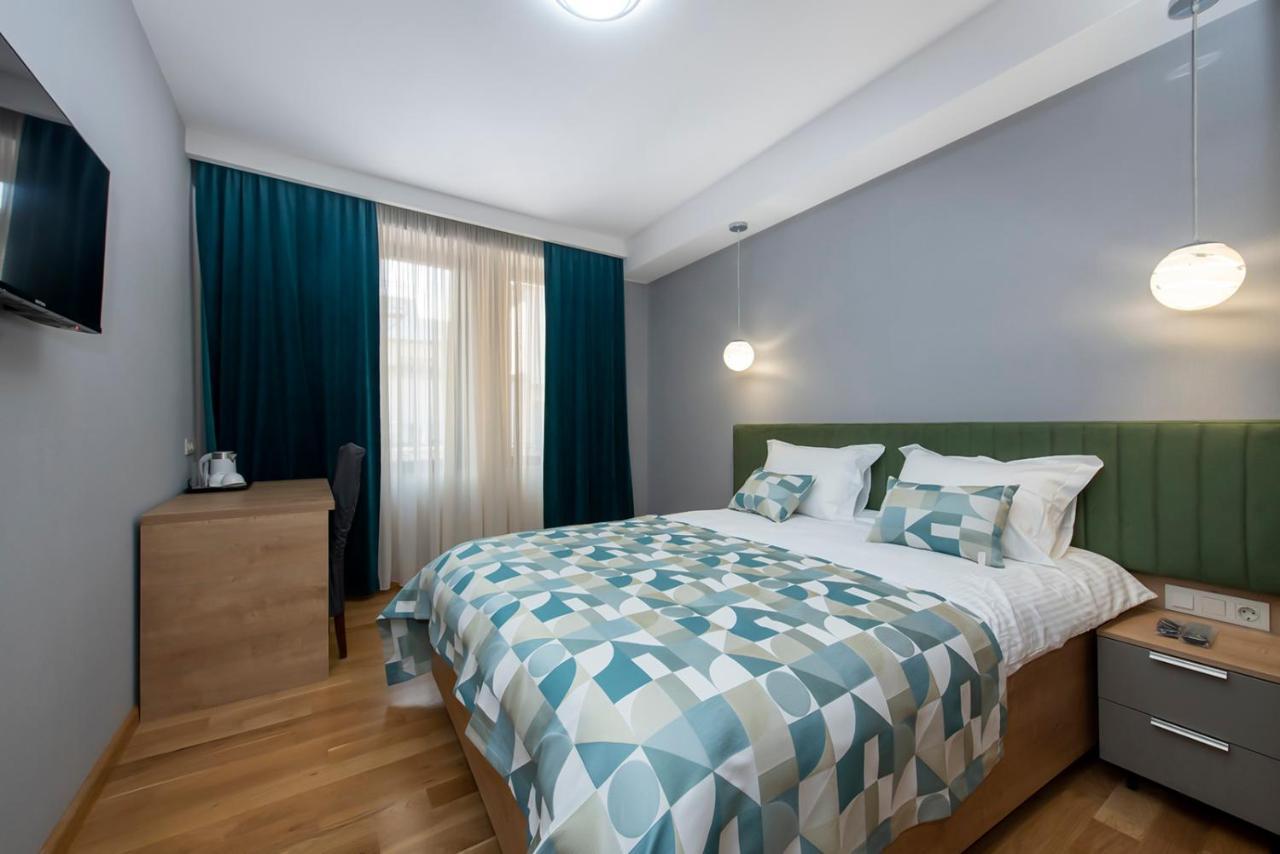 Hotel Embassy Tbilisi Luaran gambar